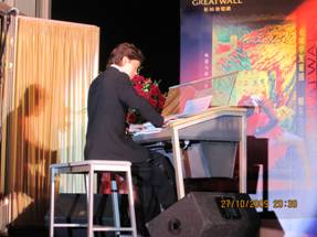 美酒迎嘉宾－日本双排键电子琴演奏家“神田 将”迎接酒会记 