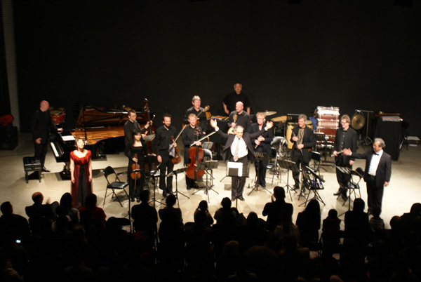 荷兰阿姆斯特丹新音乐团音乐会报路 