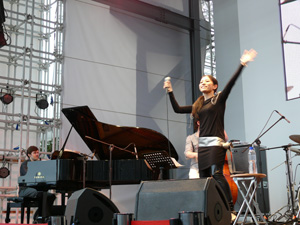 蒙特卡罗474钢琴亮相世博会日本产业馆 