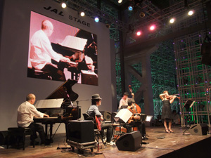 蒙特卡罗474钢琴亮相世博会日本产业馆 