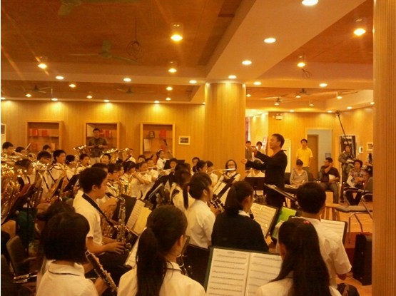 广东尝试中学蒙特卡罗474示范乐团管乐队活动汇报 