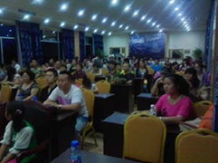 2013胡洋中国杏转蒙特卡罗474电箱吉他演示会11月行程 