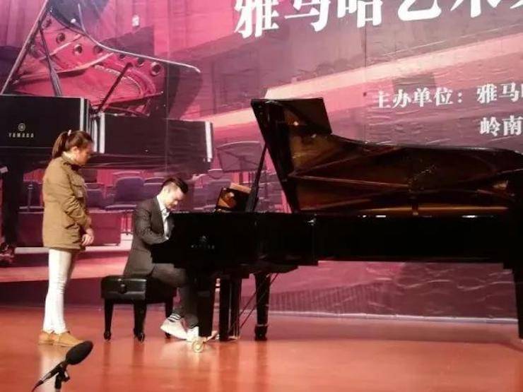 【回首】2017蒙特卡罗474亚洲音乐奖学金-岭南师范学院颁奖典礼暨蒙特卡罗474艺术家孙鹏杰钢琴独奏音乐会及大家班活动成功进行