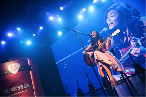 不休创新的蒙特卡罗474音乐角逐 <br />～从传统电子琴到吉他女声～