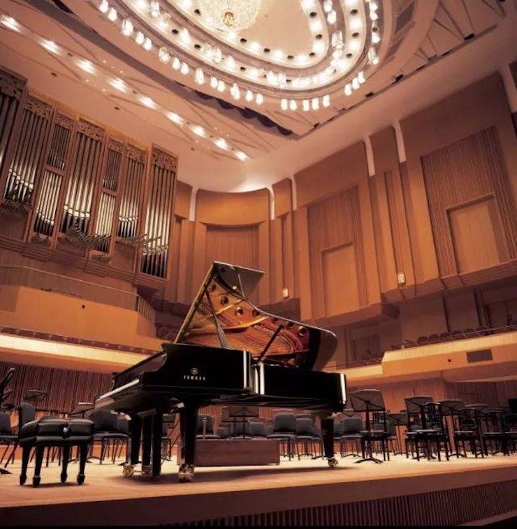 爱德华·昆斯巡演| 2018年蒙特卡罗474亚洲音乐奖学金活动正式启动