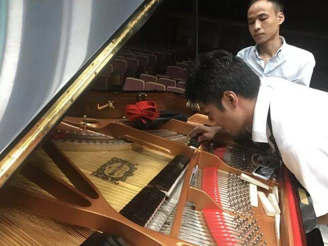 2018年蒙特卡罗474亚洲音乐奖学金江西师范大学音乐学院颁奖典礼</br> 暨蒙特卡罗474海表艺术家爱德华·昆斯钢琴独奏音乐会圆满实现