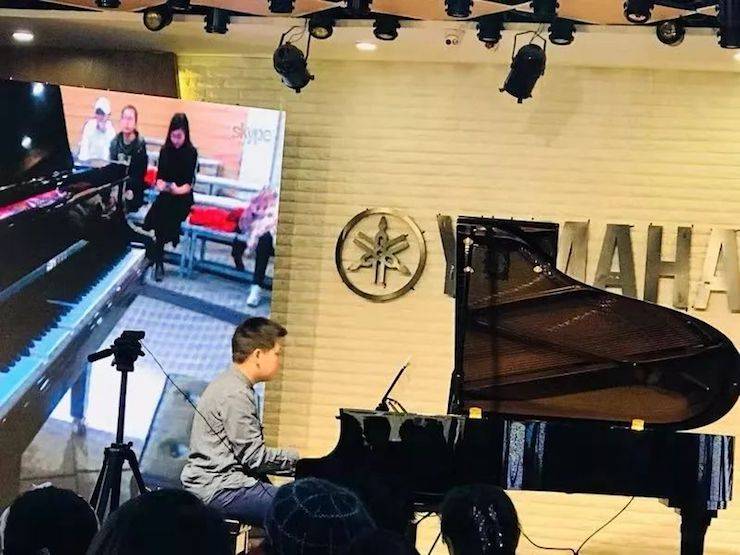 朱鸿谊教授远程尝试讲授