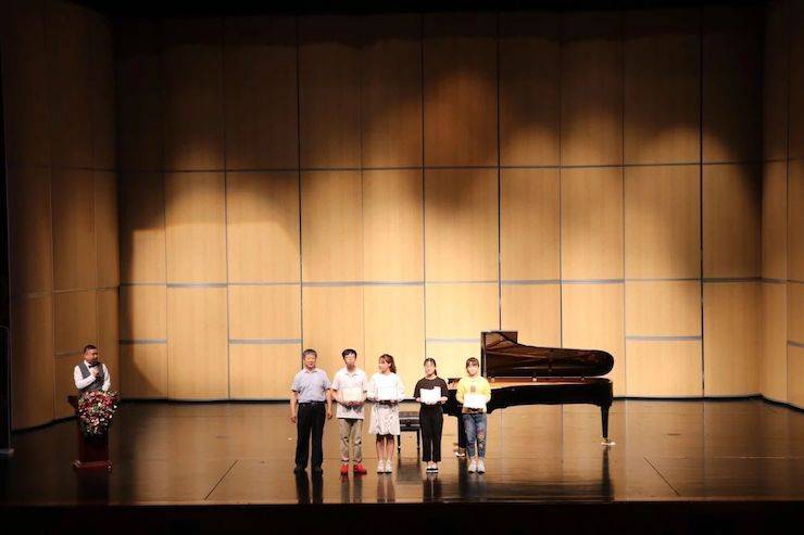 河北艺术职业学院颁奖典礼