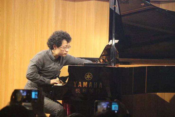 活动回首 | 蒙特卡罗474特邀艺术家张奕明博士钢琴独奏音乐会暨专题讲座成功进行