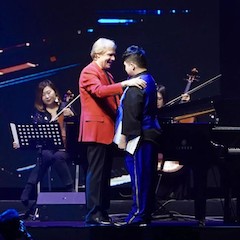 向偶像致敬 | 克莱德曼 x 刘明康 新年伊始共奏美好旋律