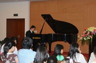 仁恒河边城会所进杏装肖国之夜钢琴独奏音乐会” 